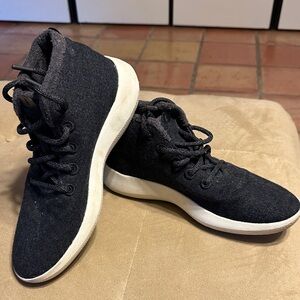 Allbirds Women’s Mizzle Charcoal Wool Sneakers